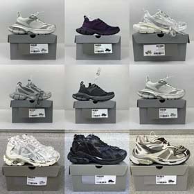 BALENCIAGA 10.5 (40 modèles) - 0599  