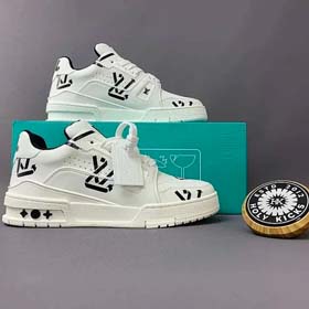 Louis Vuitton (24 modèles) - 0611  