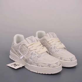 Louis Vuitton (33 modèles) - 0613  