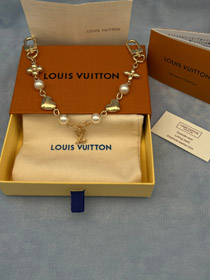 Louis Vuitton LV chaîne en métal embellie de lettres, fleurs, bracelet de perle en forme de cœur-388  