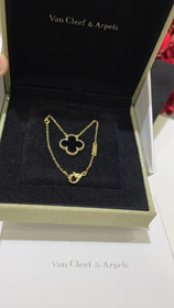 Van Cleef & Arpels noir onyx quatre feuilles trèfle collier d'or-3887  
