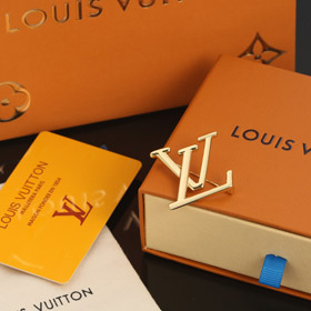 Louis Vuitton LV Lettre Broche en métal-3911  