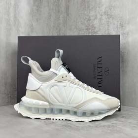 Valentino (9 modèles) - 0568  